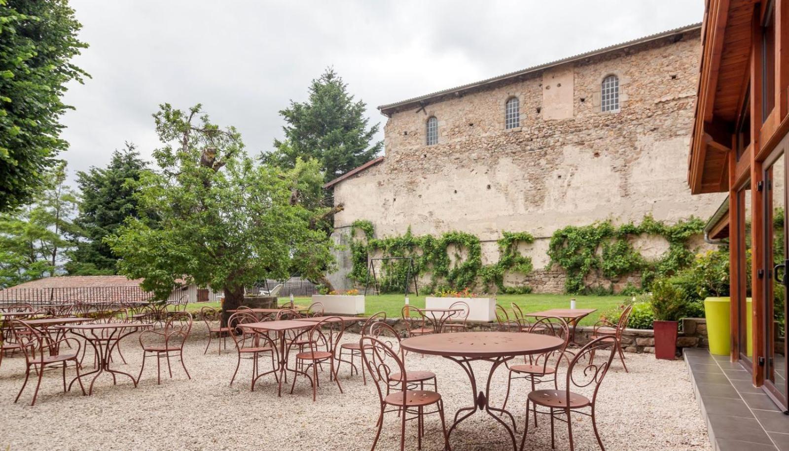 Hotel Le Prieuré Chaumont-le-Bourg Exterior foto